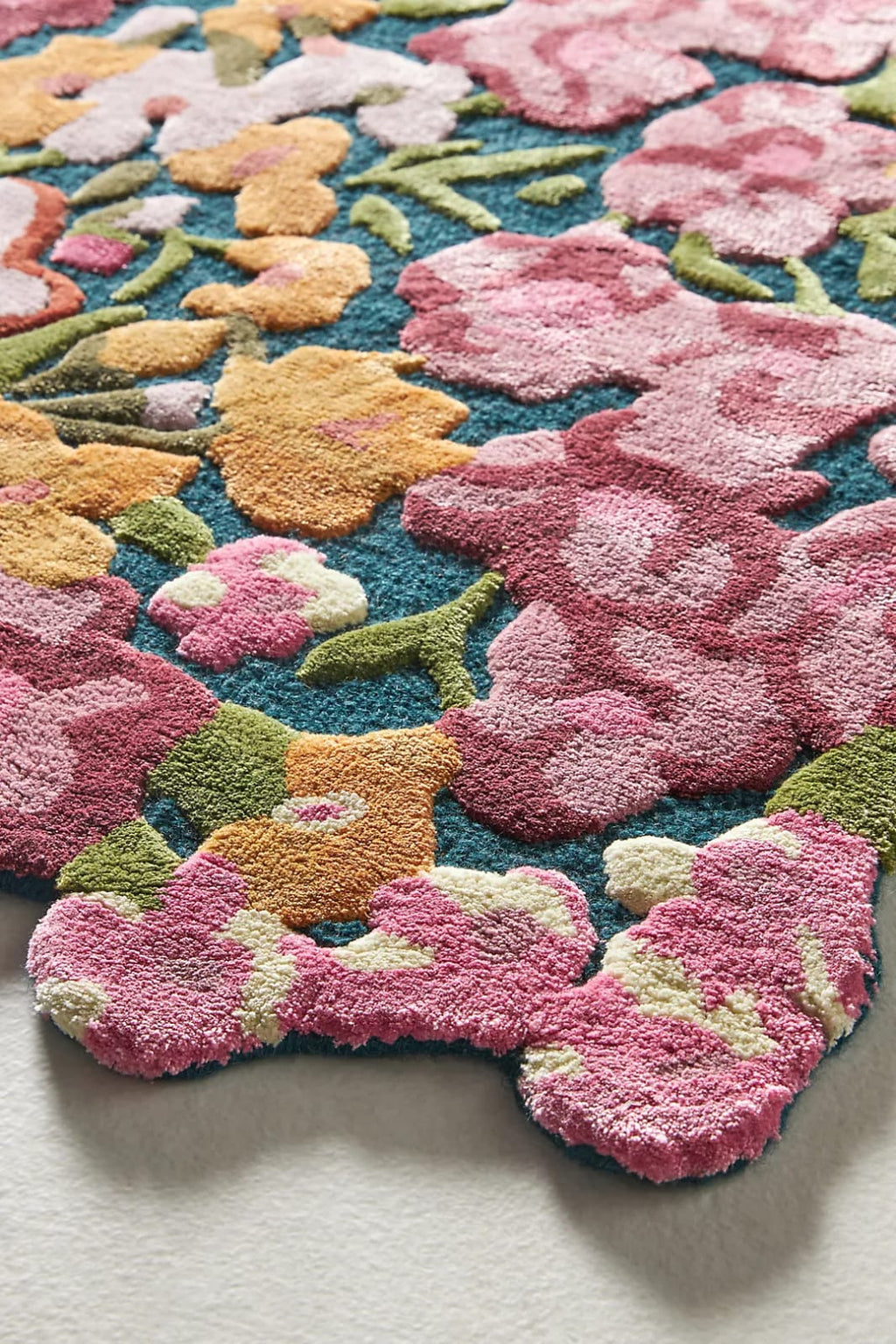 Luxury Floral Hand Tufted Wool Area Rug – Pink Botanical Handmade Carpet